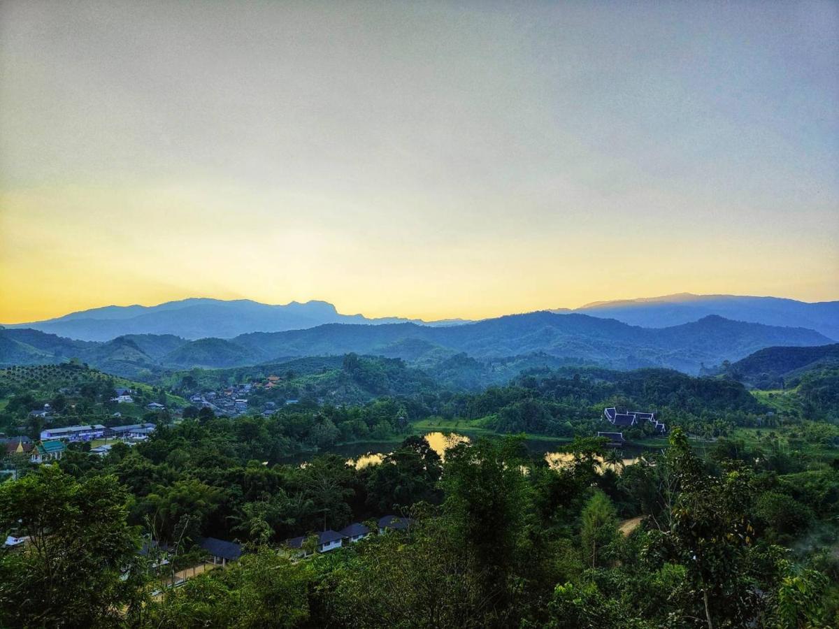 Flower Hill 180 Chiang Rai Esterno foto